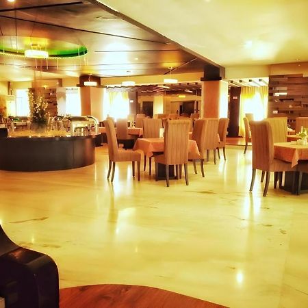 Travello Hotel Μανάντο Εξωτερικό φωτογραφία