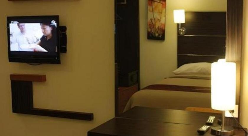 Travello Hotel Μανάντο Εξωτερικό φωτογραφία