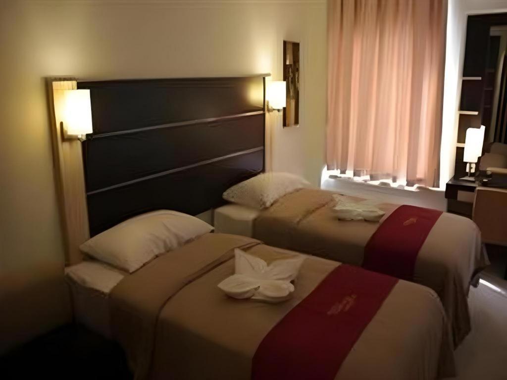 Travello Hotel Μανάντο Εξωτερικό φωτογραφία