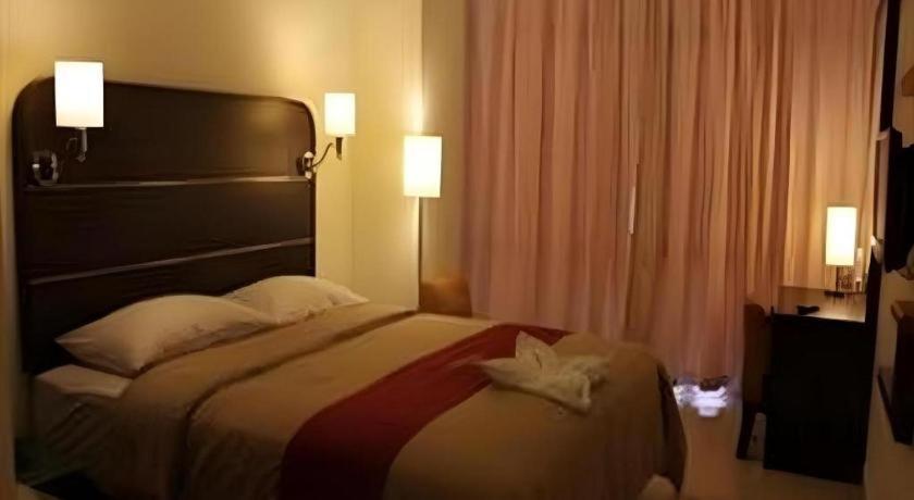 Travello Hotel Μανάντο Εξωτερικό φωτογραφία