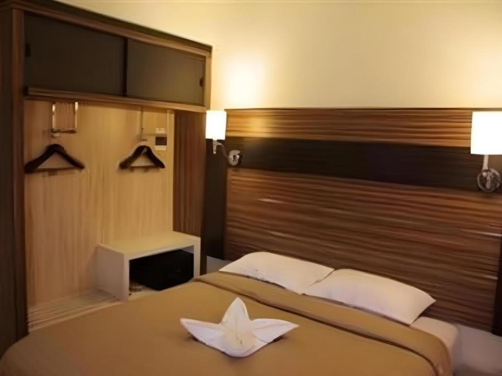 Travello Hotel Μανάντο Εξωτερικό φωτογραφία