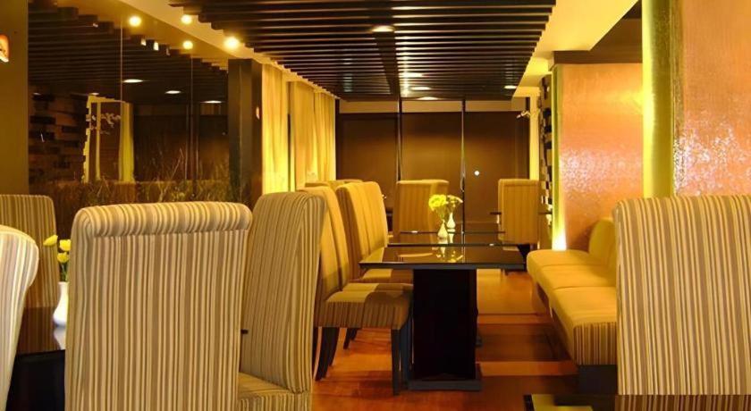 Travello Hotel Μανάντο Εξωτερικό φωτογραφία