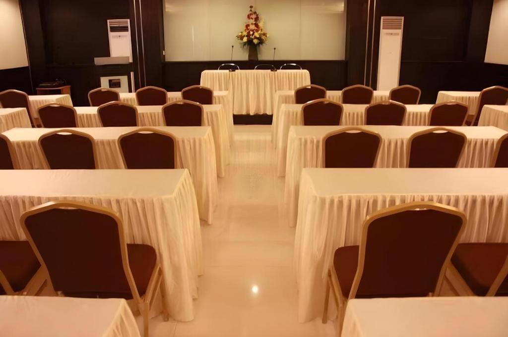 Travello Hotel Μανάντο Εξωτερικό φωτογραφία