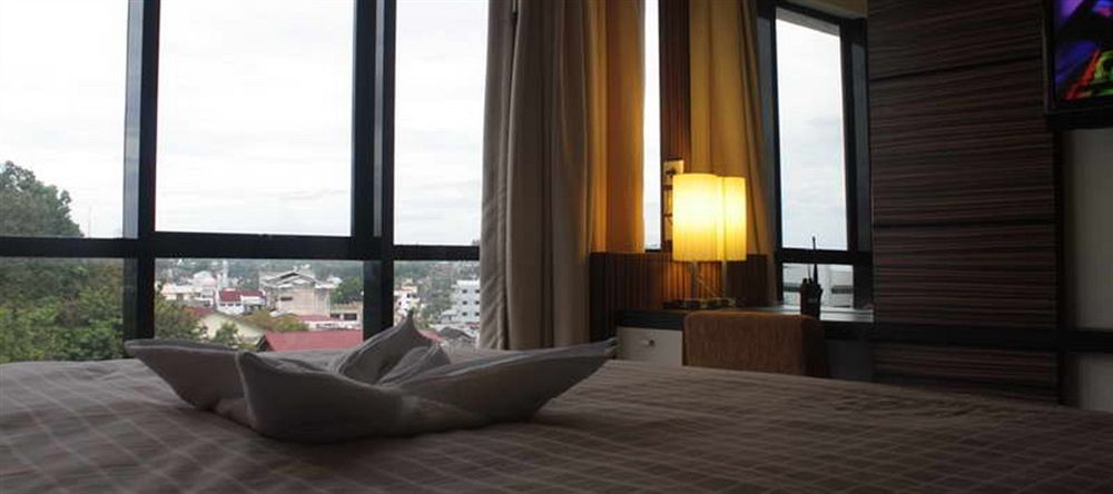 Travello Hotel Μανάντο Εξωτερικό φωτογραφία